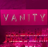 Kelnerka w klubie Vanity, pracuj w Centrum Łodzi