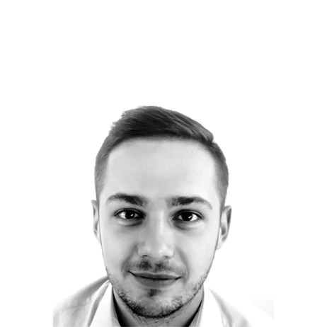 <p>Senior FullStack Developer</p>